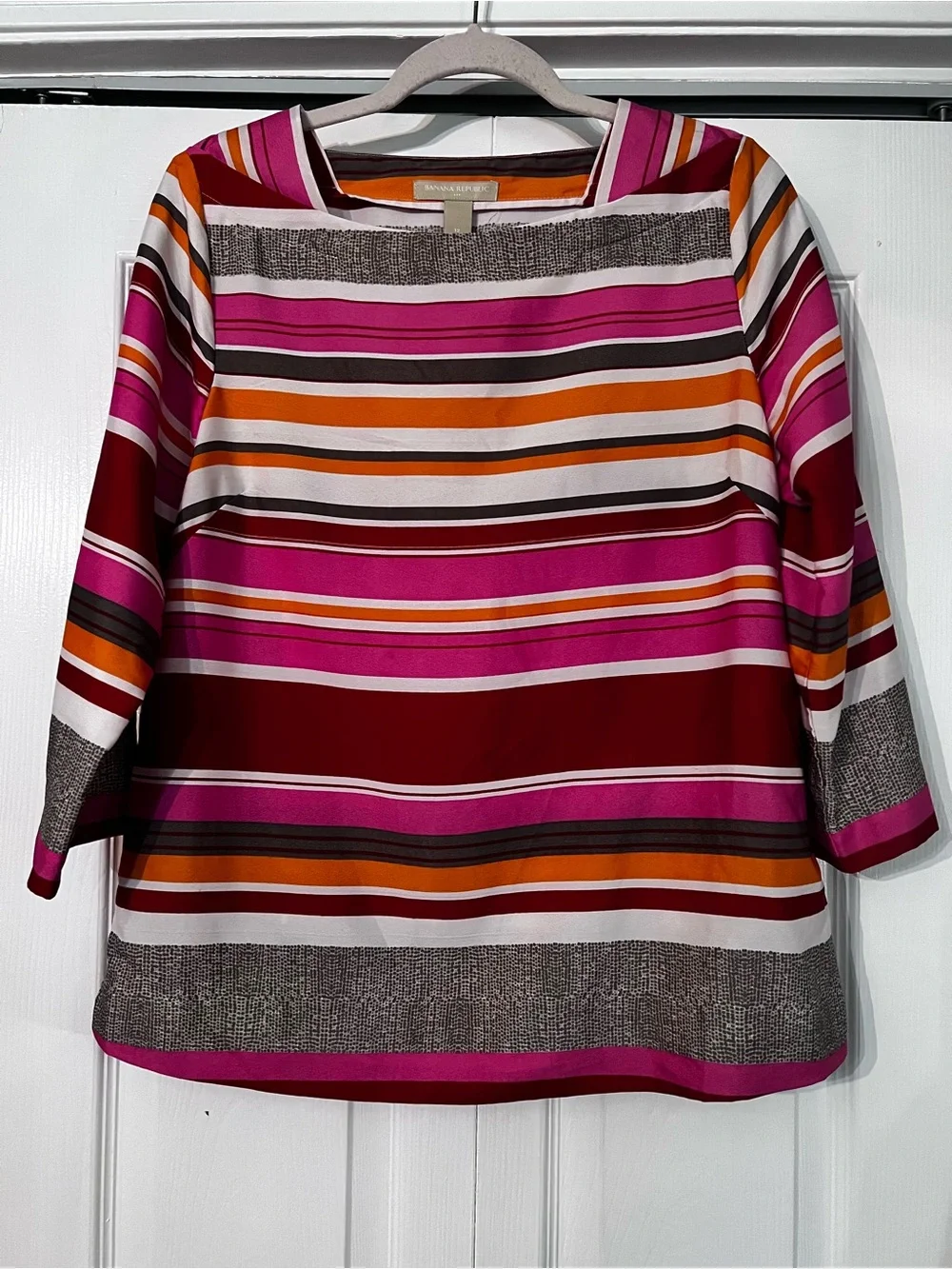 Banana Republic 3/4 Warm Neutral Print Striped Top